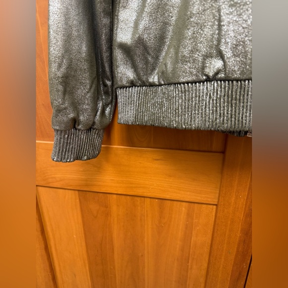 Rebecca Elliot Metallic Green Silver Bomber Jacket size SM excellent condition! - Picture 4 of 13